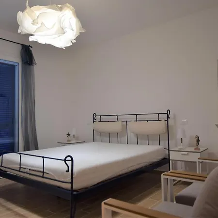 Viadelmare شقة